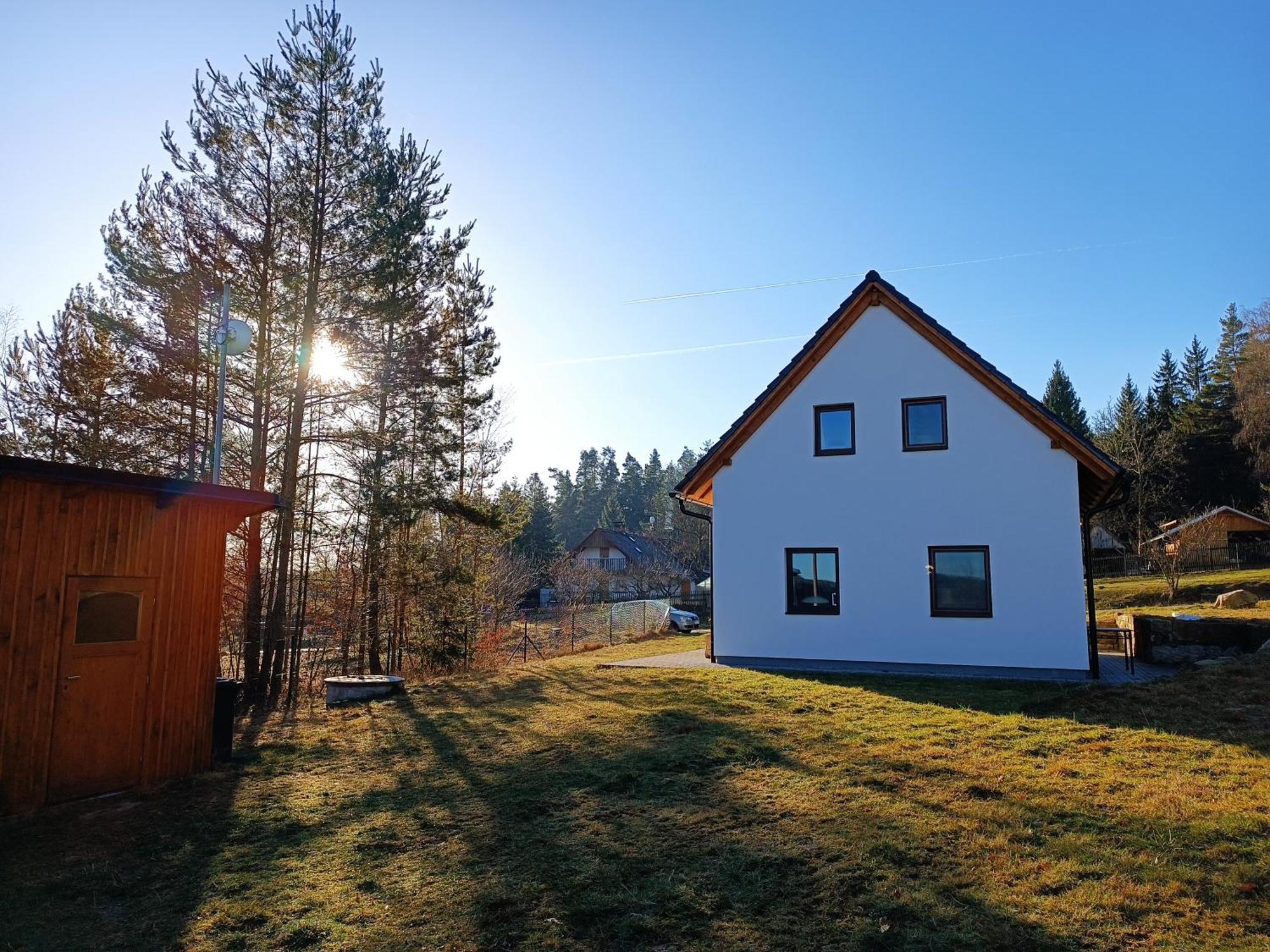 Klidna Lokalita Na Kraji Lesa, Cely Dum S Uschovnu Kol Villa โนวา บิสทริตเซ ภายนอก รูปภาพ